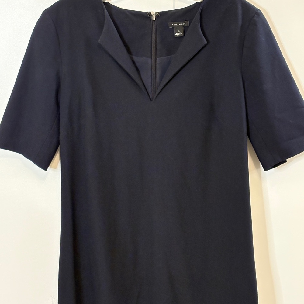 Ann Taylor Classic Navy Midi V-Neck Dress | 0